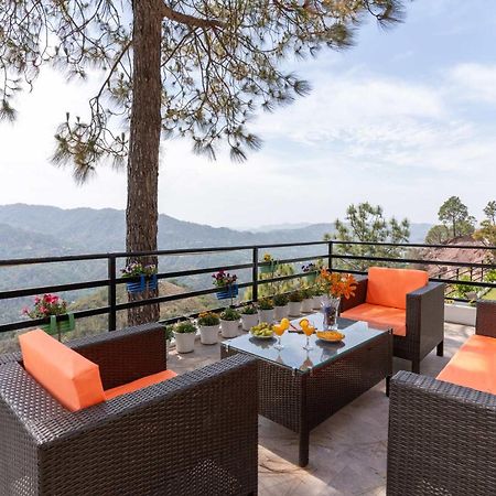 Villa Woodside Meadows By Veo - Part Of Stayvista Kasauli Exteriör bild