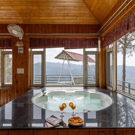 Villa Woodside Meadows By Veo - Part Of Stayvista Kasauli Exteriör bild
